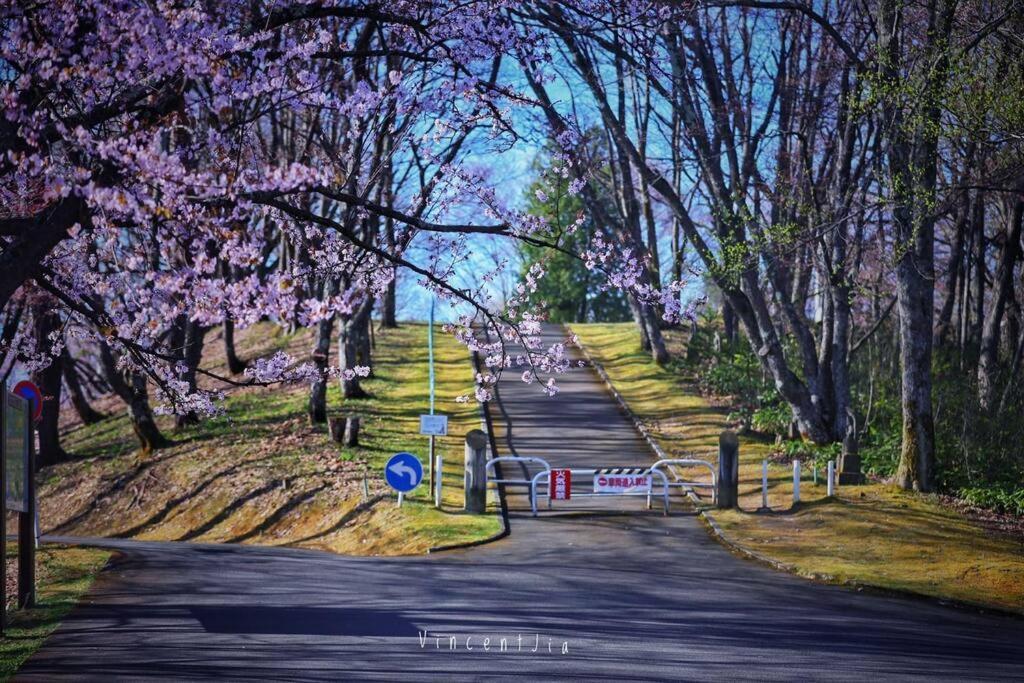 Furano Cube Sugar-方糖民宿,步行8Min到雪场,3 Brs,Max 6Ppl מראה חיצוני תמונה